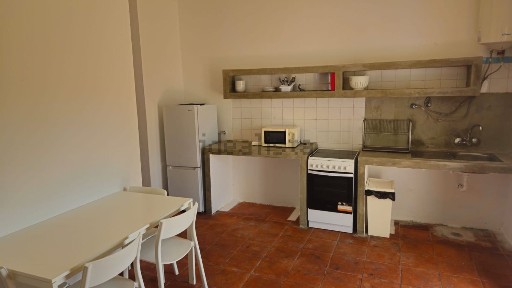 Arrendamento de apartamento T2 na Rua Manuel Correia Lopes, 15