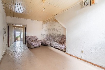 Apartamento T2 à venda na Rua João Franco