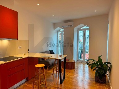 Arrendamento de duplex na Rua da Cascalheira s/n