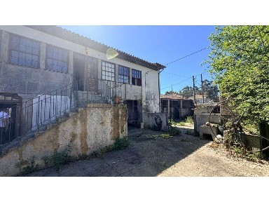 Moradia independente à venda em Mazarefes