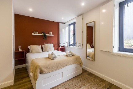 Arrendamento de apartamento T0 na Rua do Heroísmo