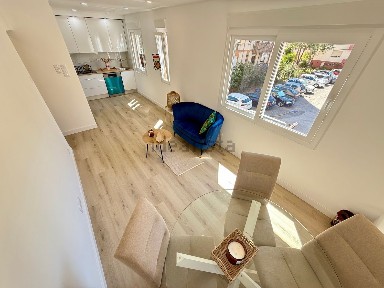 Apartamento T3 à venda na Rua Barbosa Du Bocage, 14