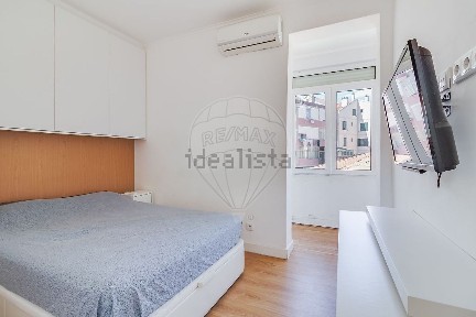 Apartamento T2 à venda na Travessa de São Bernardino