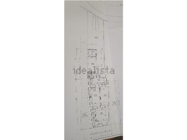 Moradia independente à venda na Rua Dom António Abreu