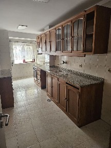 Arrendamento de apartamento T2 na Rua da Torrinha, 287