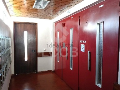 Arrendamento de apartamento T1 na Rua Professor Mira Fernandes