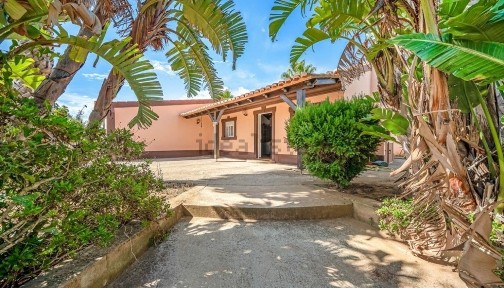 Casa ou moradia à venda na Burgau - Cabanas Velhas