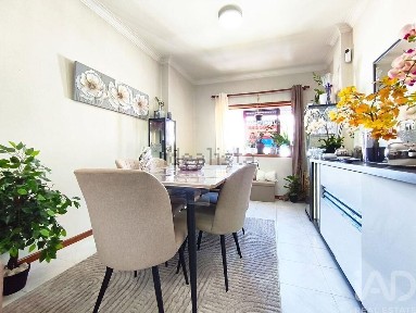 Apartamento T3 à venda na Meadela