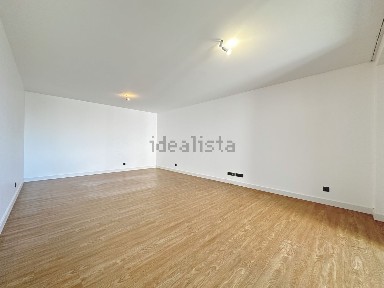 Arrendamento de apartamento T2 na Estrada Monumental