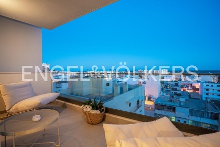 Apartamento T3 à venda na Avenida 5 de Outubro