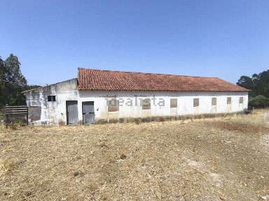 Armazém à venda em Carvalhais s/n