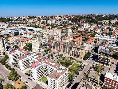 Apartamento T1 à venda na Rua António Feliciano de Castilho