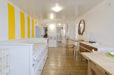 Arrendamento de apartamento T2 no Beco dos Aciprestes