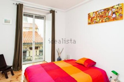 Arrendamento de apartamento T2 na Rua da Caridade