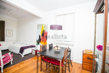 Arrendamento de apartamento T1 na Rua António Pedro