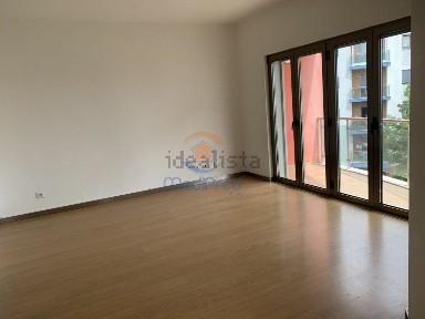 Arrendamento de apartamento T2 na Rua Alfredo Marceneiro
