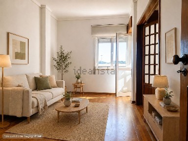 Arrendamento de apartamento T1 na Rua Martins Barata, 8