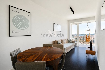 Apartamento T1 à venda na Rua Damasceno Monteiro s/n