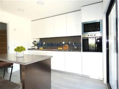 Apartamento T3 à venda na Avenida do Parque, 125