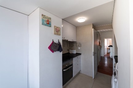 Apartamento T2 à venda na Rua de Campolide, 111