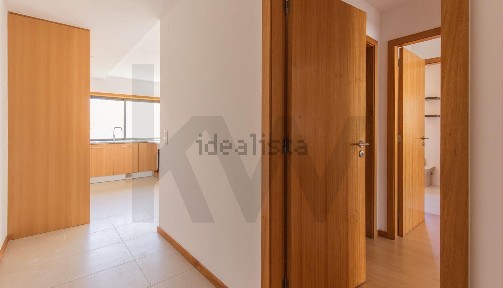 Apartamento T2 à venda na Rua da Costa, 97