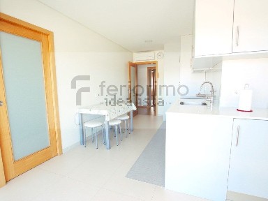 Apartamento T2 à venda em Creixomil