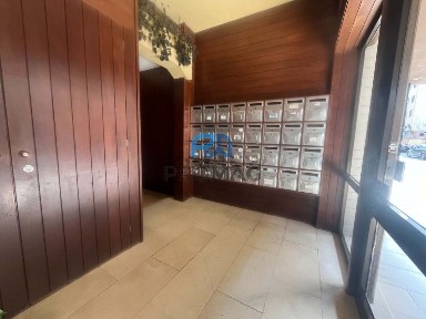 Apartamento T1 à venda na Rua da Alegria