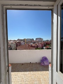 Arrendamento de apartamento T2 na Avenida Dom Afonso Henriques