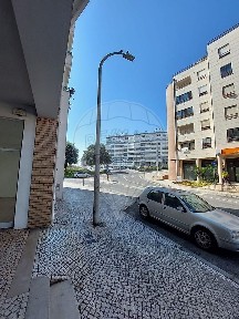 Arrendamento de espaço comercial em Olhalvas