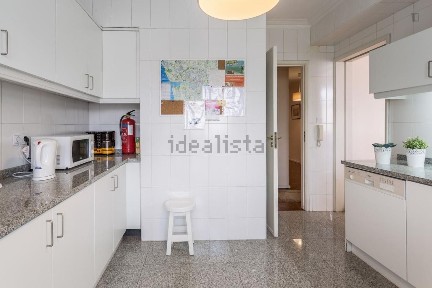 Arrendamento de apartamento T2 na Rua da Barranha