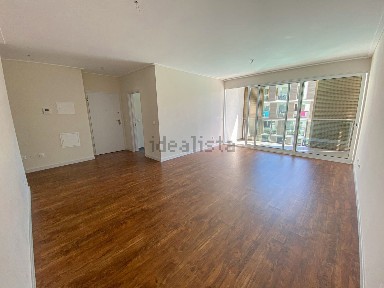 Arrendamento de apartamento T3 na Avenida da Madalena