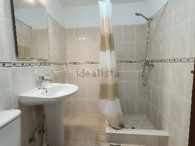 Arrendamento de apartamento T1 no Caminho de Ferro