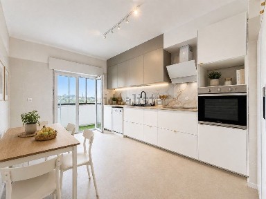 Apartamento T3 à venda na Rua Capitão Salgueiro Maia