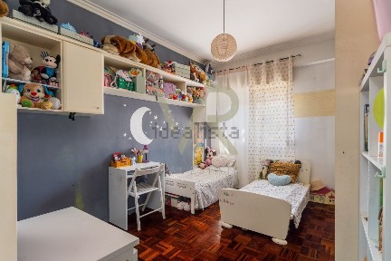 Apartamento T2 à venda na Rua Antero de Quental