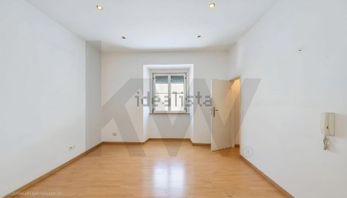 Duplex à venda na Travessa Santa Marta, 11