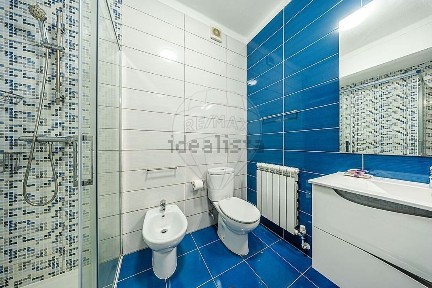 Apartamento T2 à venda na Rua Serpa Pinto