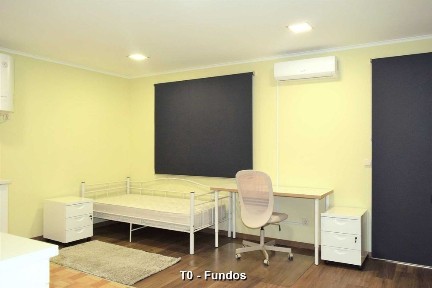 T0 remodelado, bem arrendado, a 3 min da ponte metálica.