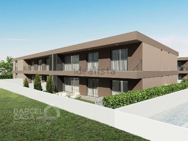 Apartamento T3 à venda em Adães