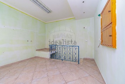 Arrendamento de espaço comercial na Rua de Alfornelos