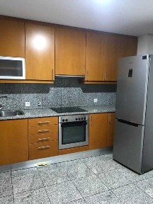 Arrenda-se T2 com garagem fechada - Ermesinde