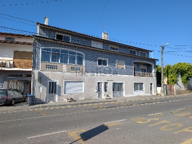 Apartamento T2 à venda na Rua Conselheiro Arnaldo Vidal, 105