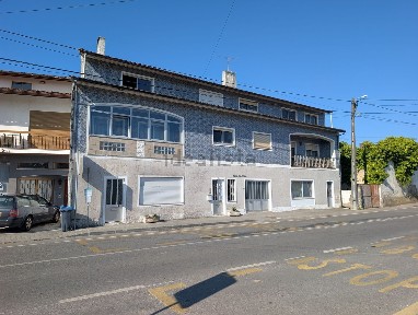 Apartamento T2 à venda na Rua Conselheiro Arnaldo Vidal, 105