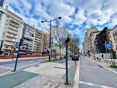 Arrendamento de escritório privado na Avenida da República