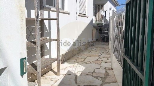 Venda do Pinheiro e Santo Estêvão das Galés, Rua 25 de Abril