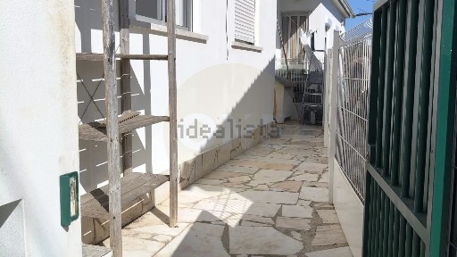 Arrendamento de casa ou moradia na Rua 25 de Abril