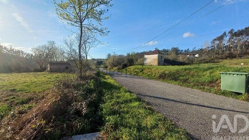Casa ou moradia à venda em Santiago de Litém