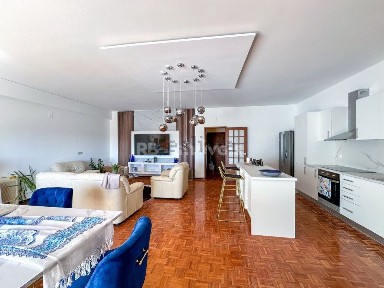 Arrendamento de apartamento T3 na Rua do Girassol