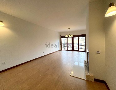 Arrendamento de apartamento T2 na Pinheiro Manso