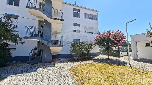 Apartamento T2 à venda na Avenida Europa