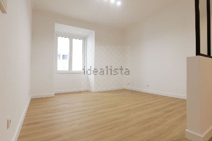 Arrendamento de apartamento T2 na Rua da Boavista, 104